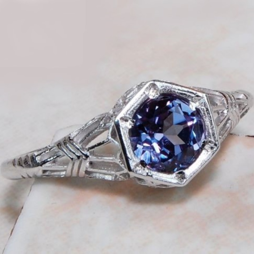 Alexandrite 925 Solid Sterling Silver Ring Size 6